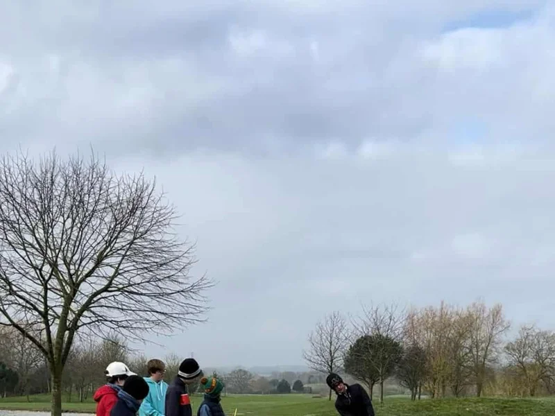 U14's chipping practice